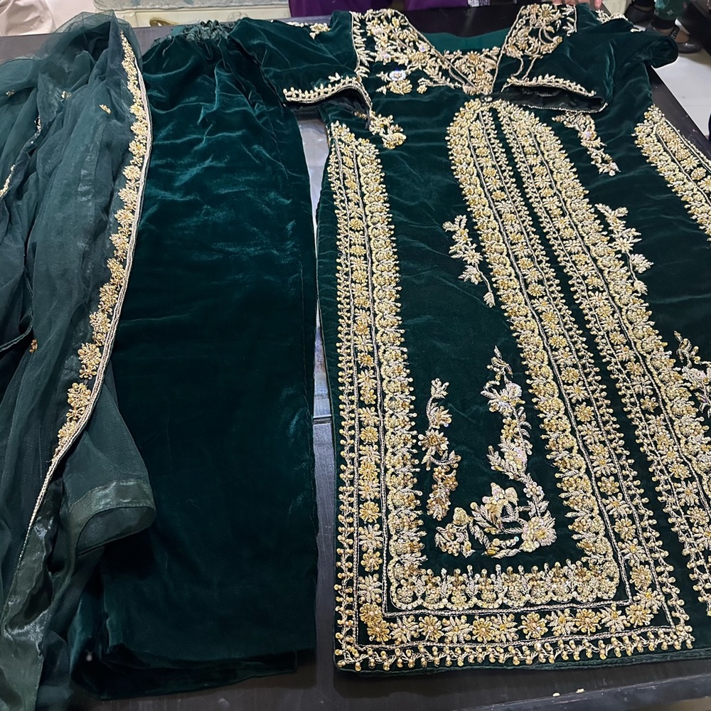 New 3 piece wedding heavy boutique velvet dress salwar kameez